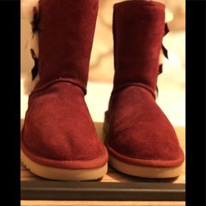 Ugg’s size 7 NBW